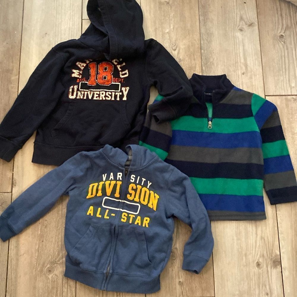 Lot of 5/6 Childrens Place Boys Sweatshirts w Hoods & Fleece